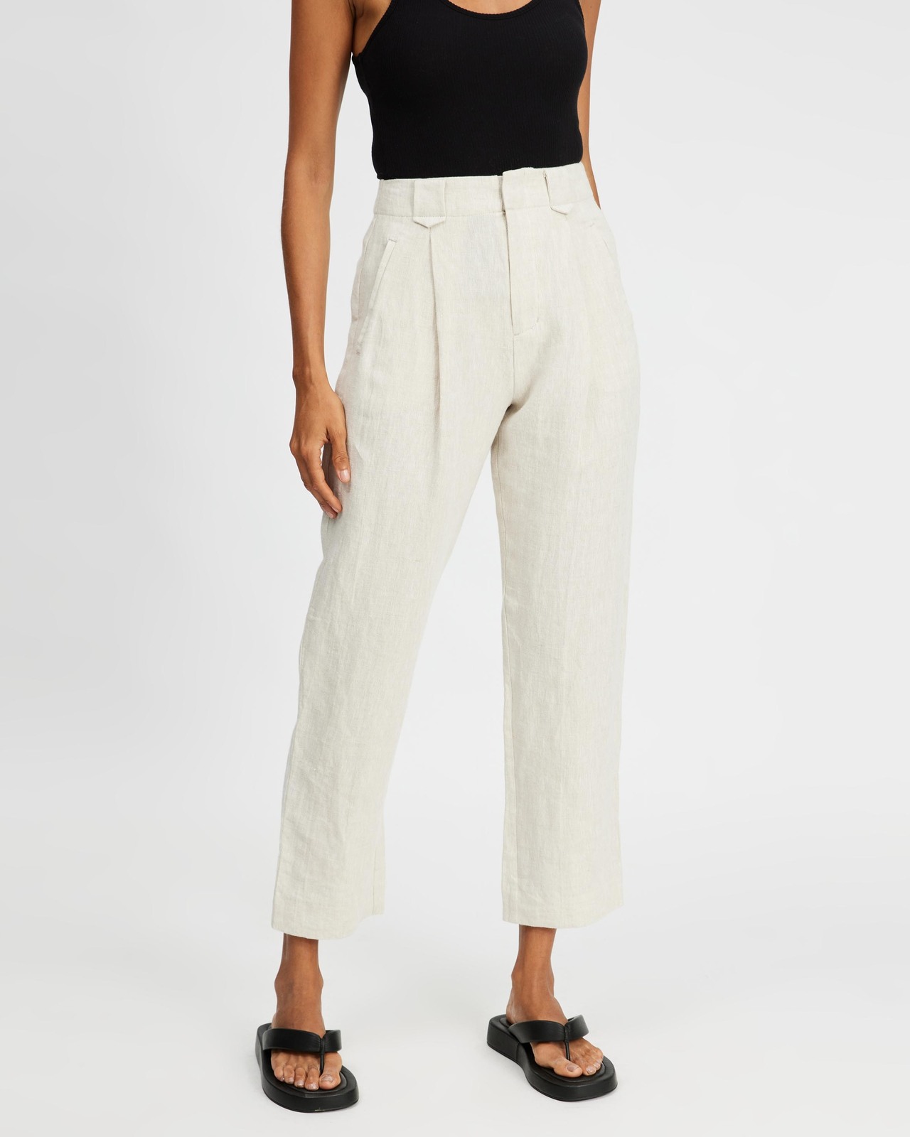 Pleat Front Curved Pants