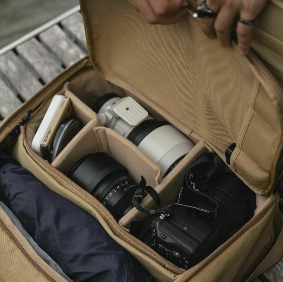 Weekender Flight Bag With Camera Cube