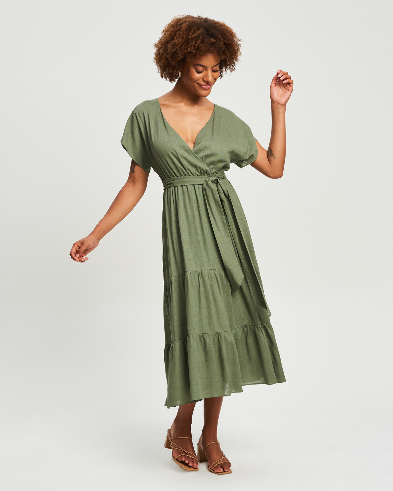 Tussah Demitra Midi Dress - AirRobe Tussah Demitra Midi Dress - AirRobe