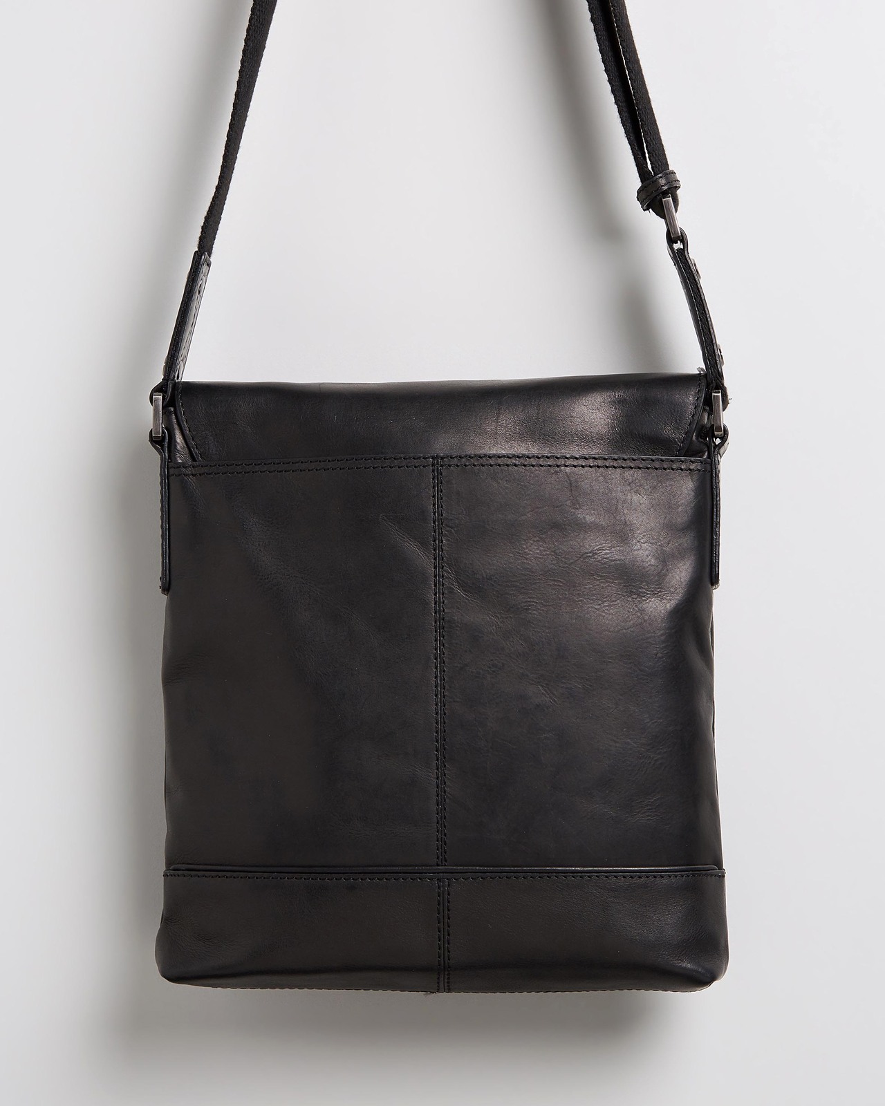 Leather North South Messenger
