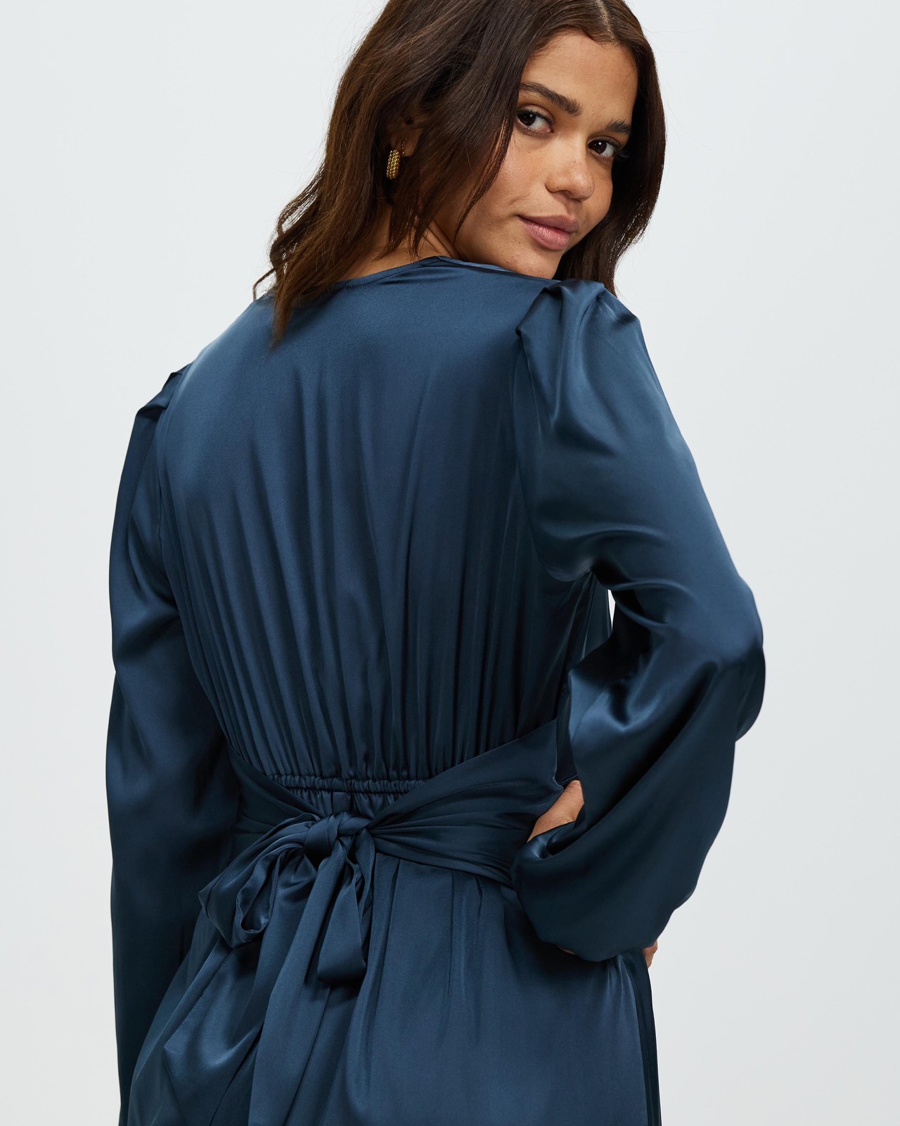 Divine Tie Midi Dress