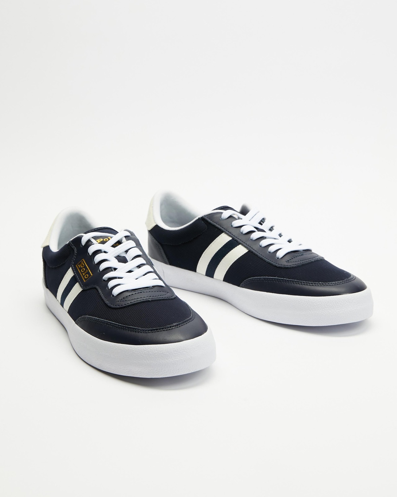 Court Vulcanised Low Top Sneakers - Men's