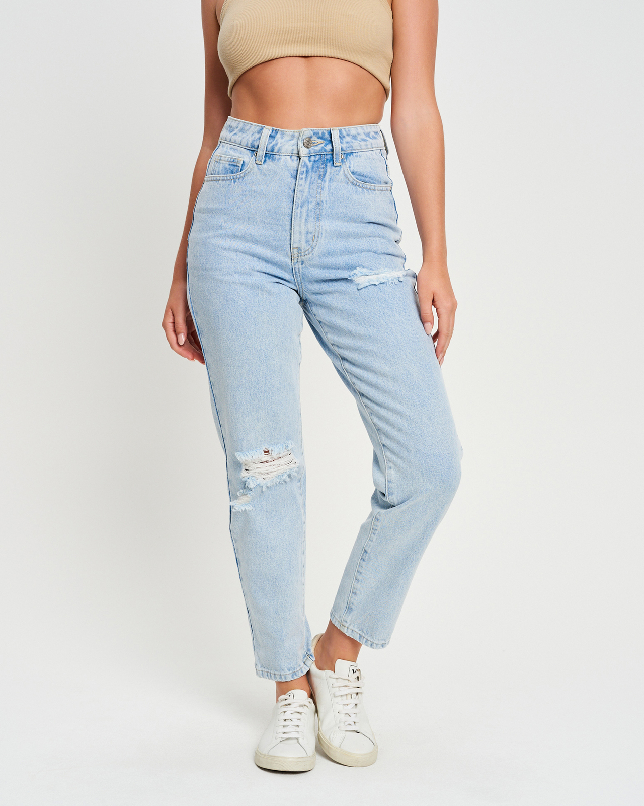 Spotlight Distressed Jeans