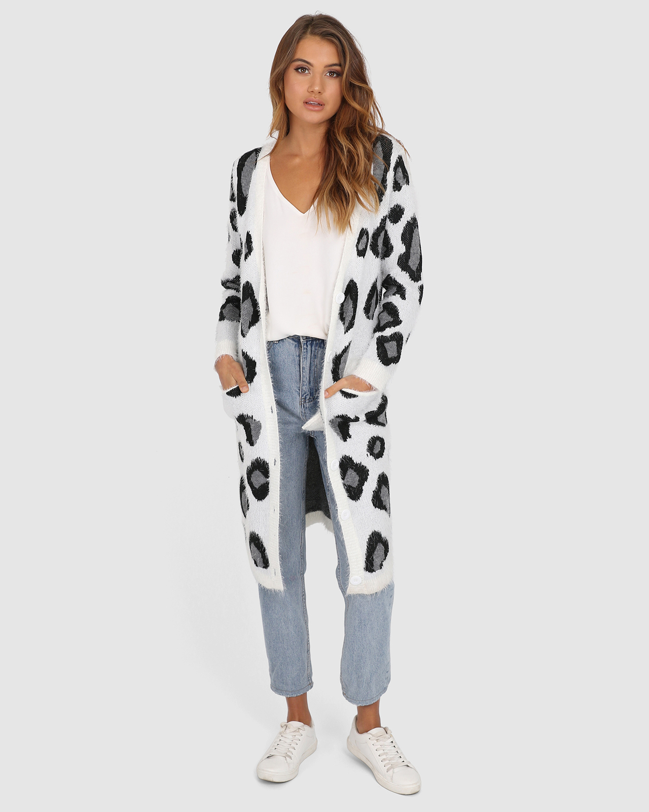 Pia Cardigan