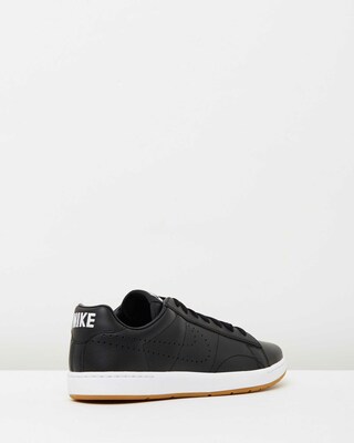 nike tennis classic ultra leather women's shoe