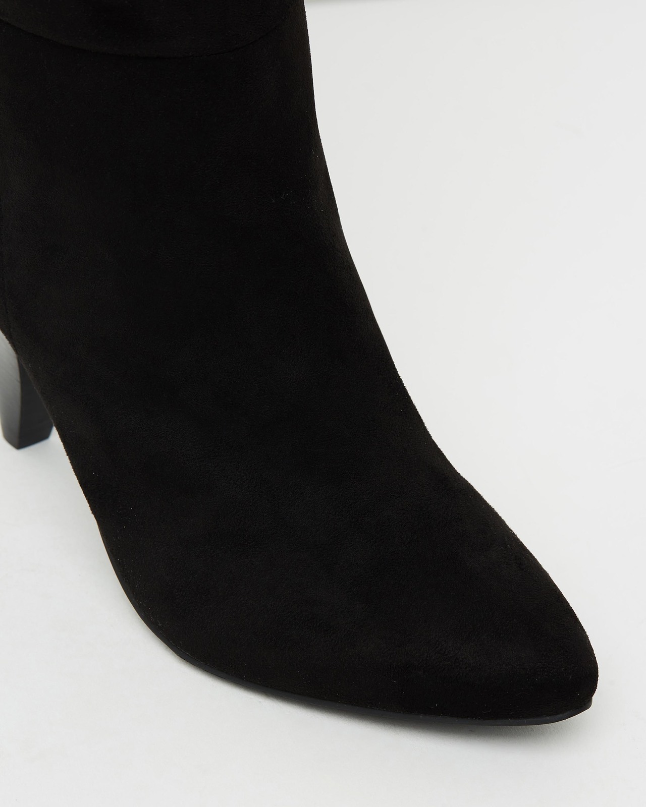Nevana Boots