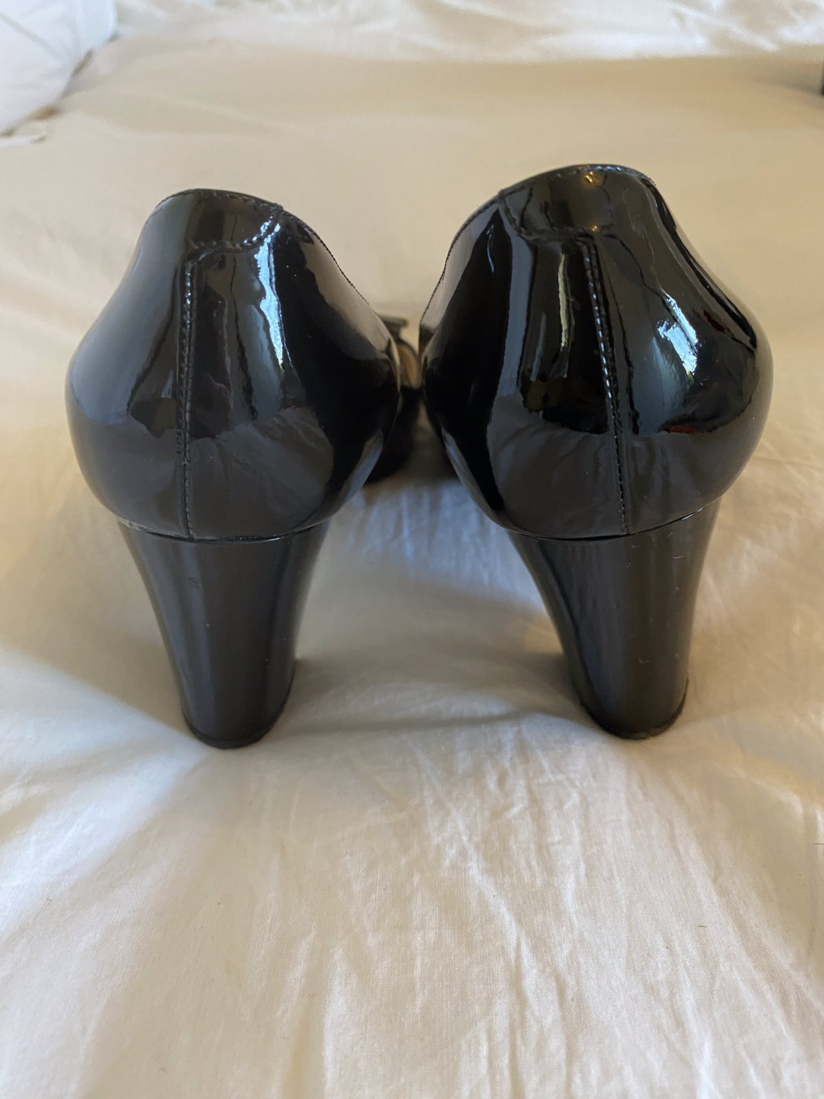 black patent leather shoes