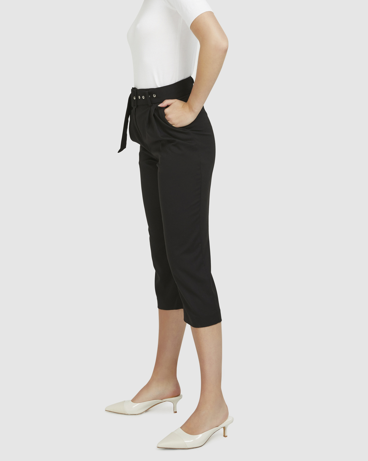 Belted Cropped Pants