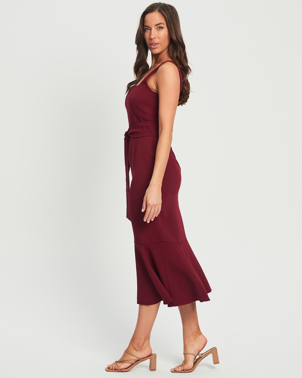 Tussah Ezmae Midi Dress brand new