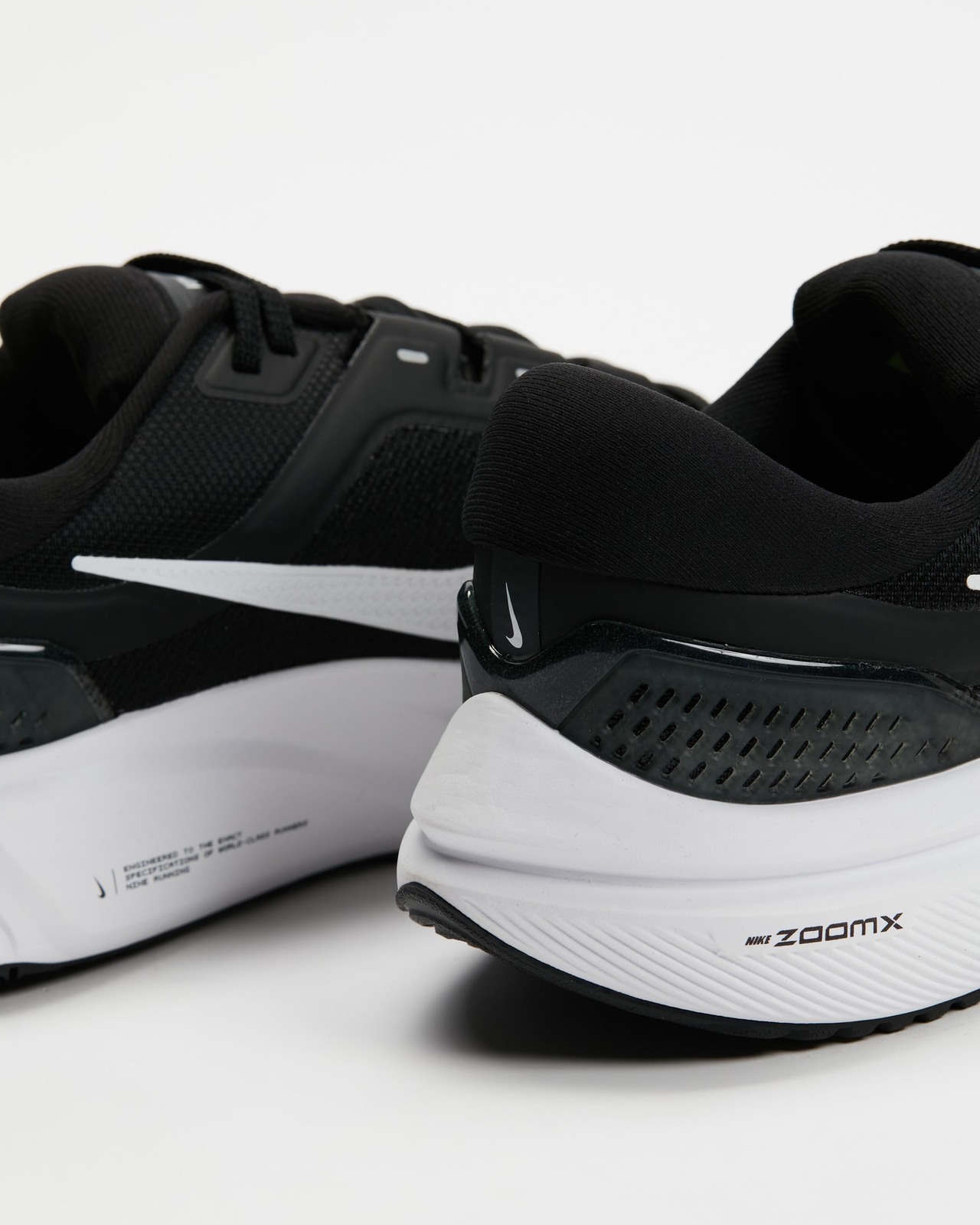 Air Zoom Vomero 16 - Men's