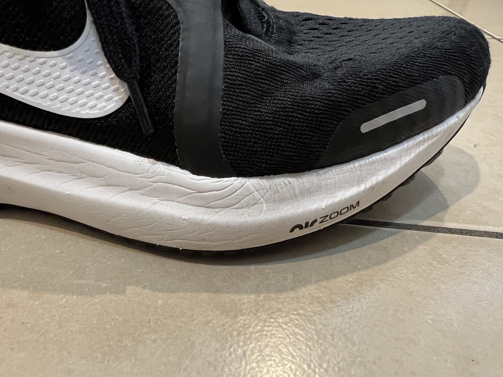 Air Zoom Vomero 16 - Men's