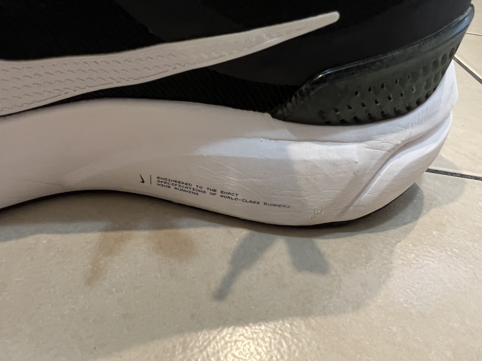 Air Zoom Vomero 16 - Men's
