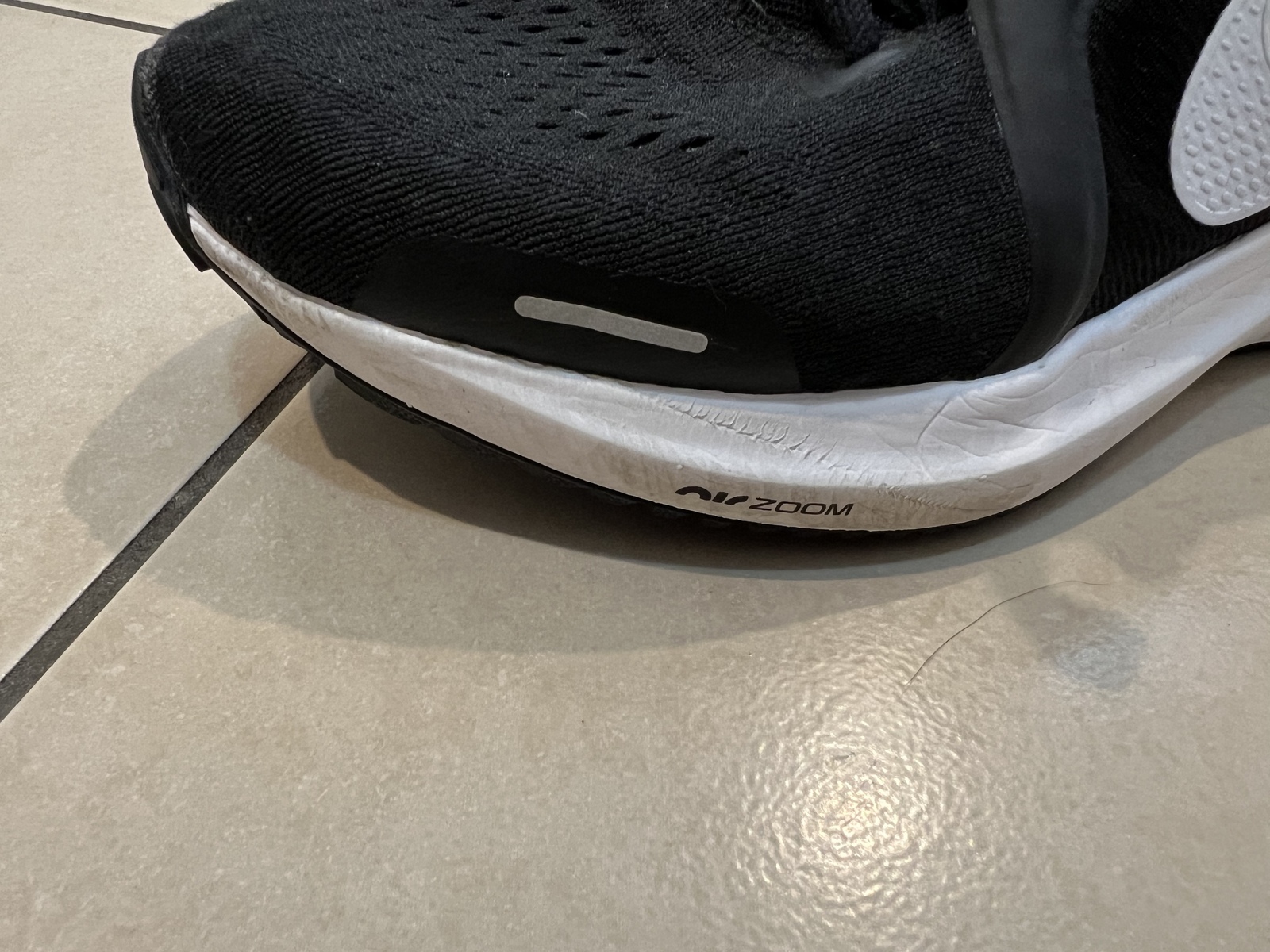 Air Zoom Vomero 16 - Men's