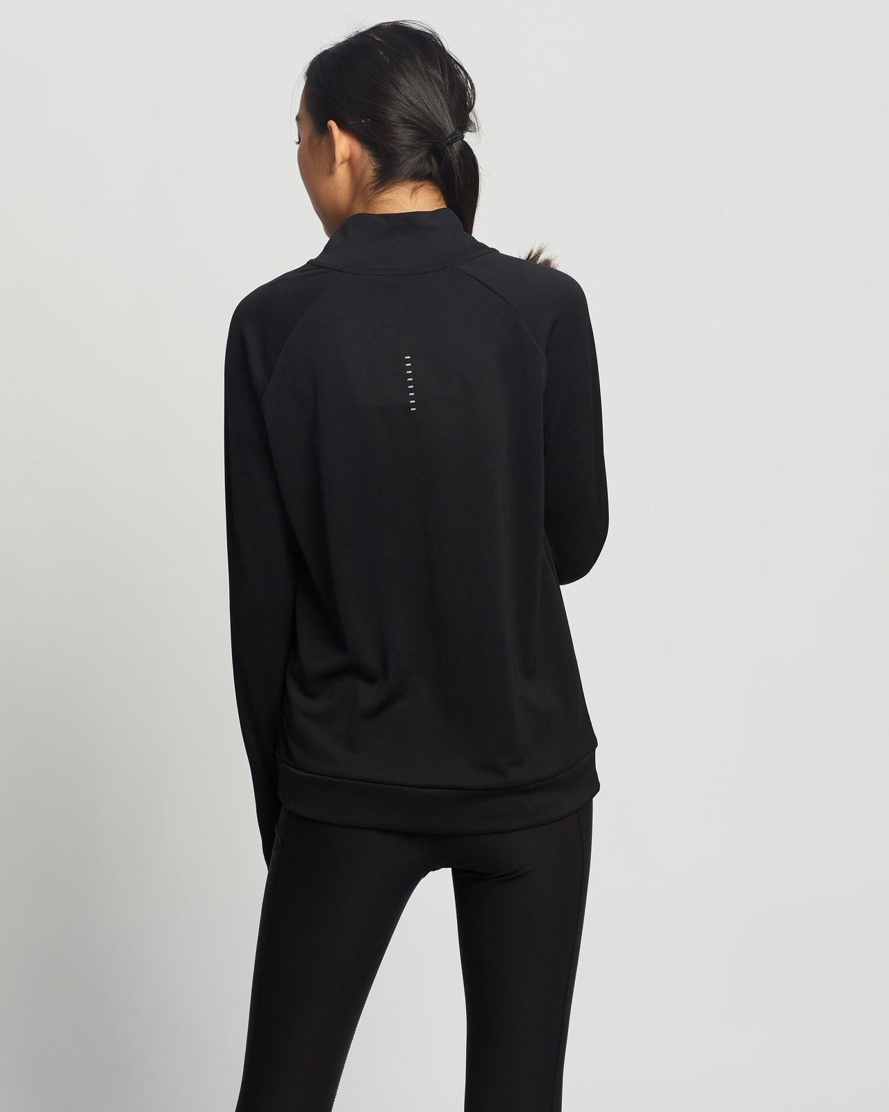 Nike Swoosh Run Half-Zip Mid-Layer Top - AirRobe
