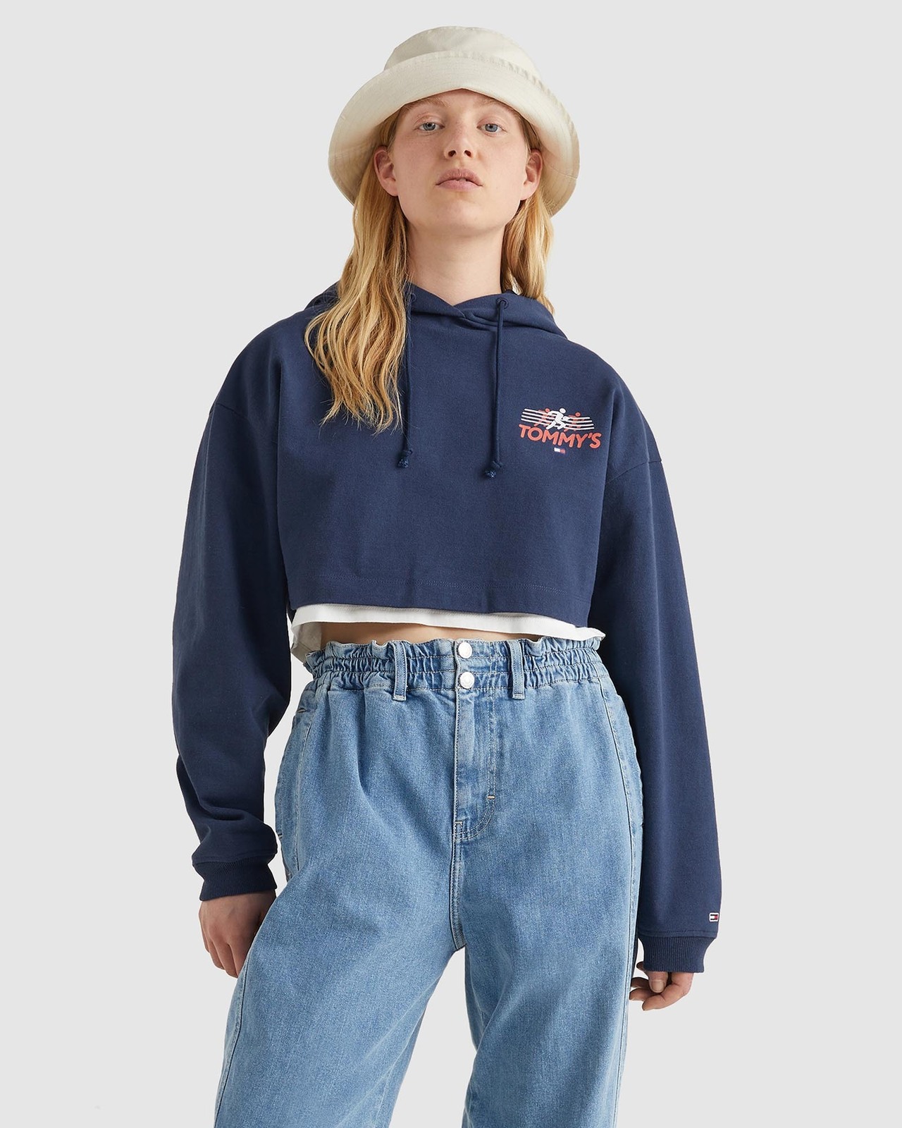 Sports Club Cropped Back Logo Hoodie