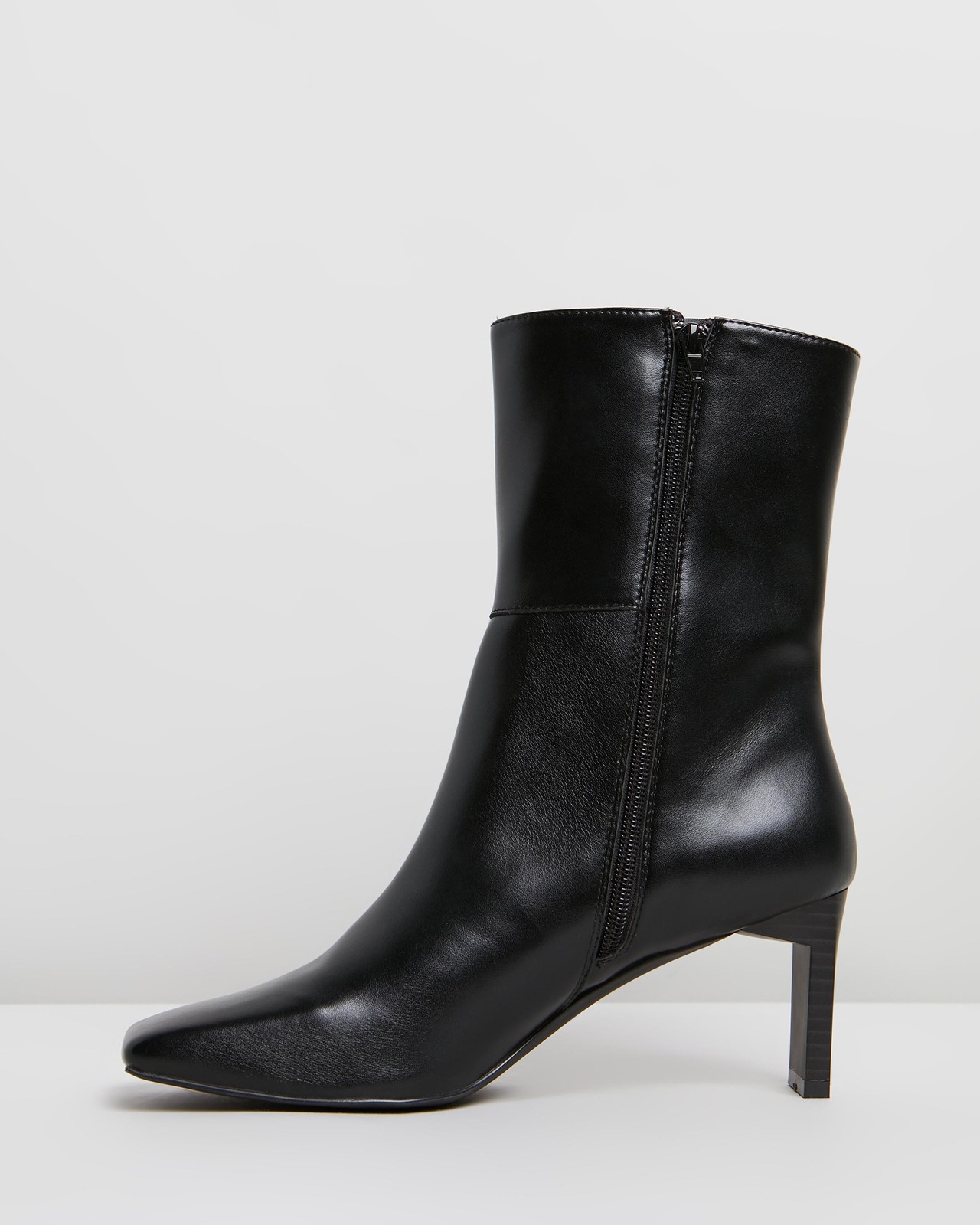 VEGAN - Fern Ankle Boots