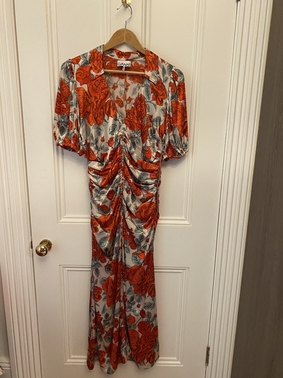 GANNI rose print silk ruched dress - AirRobe