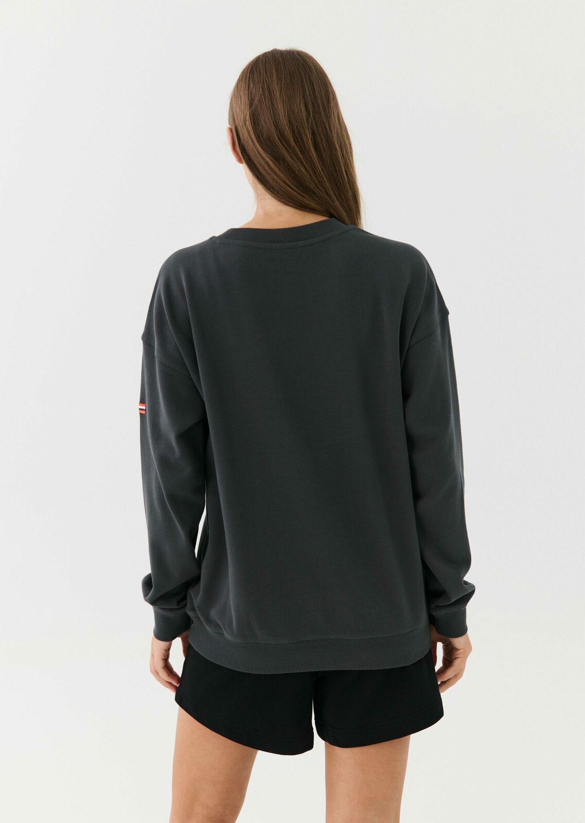 HEADS UP SWEAT IN CHARCOAL
