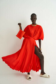 Pleated Dress True Red