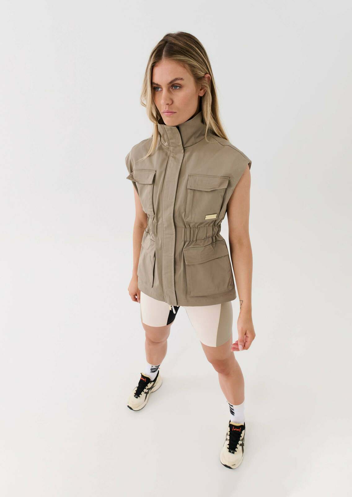 CROSSCOURT JACKET IN SILVER MINK