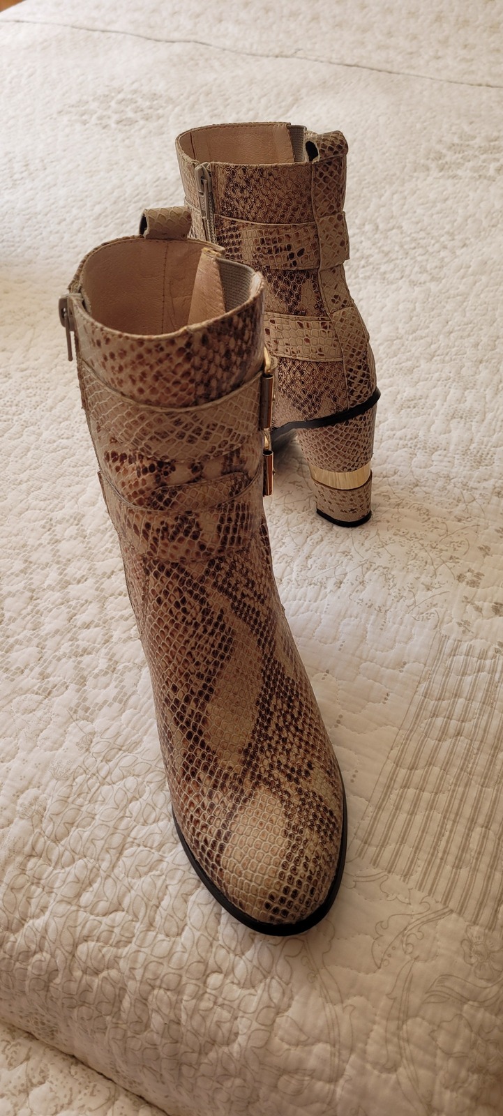 Jazzy Ankle Boots 