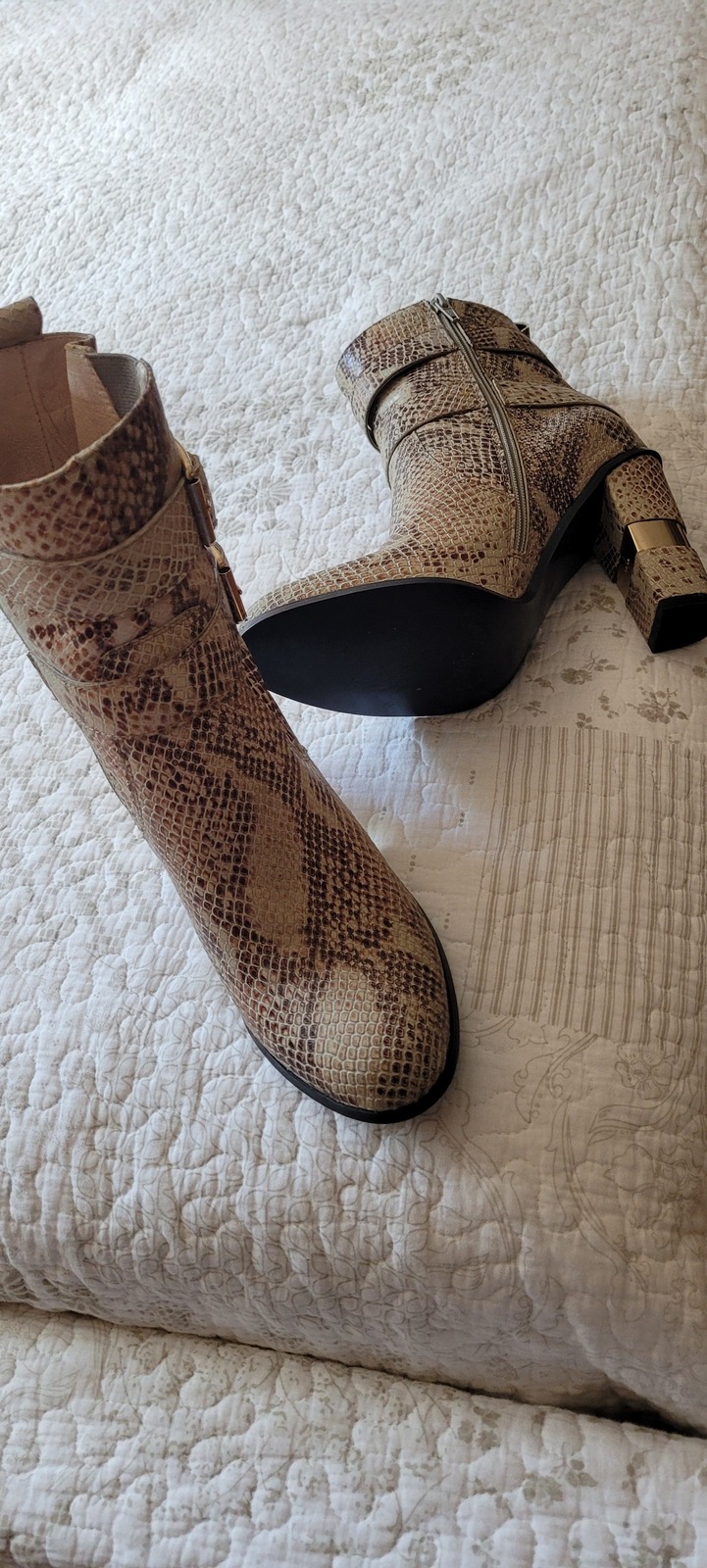 Jazzy Ankle Boots 