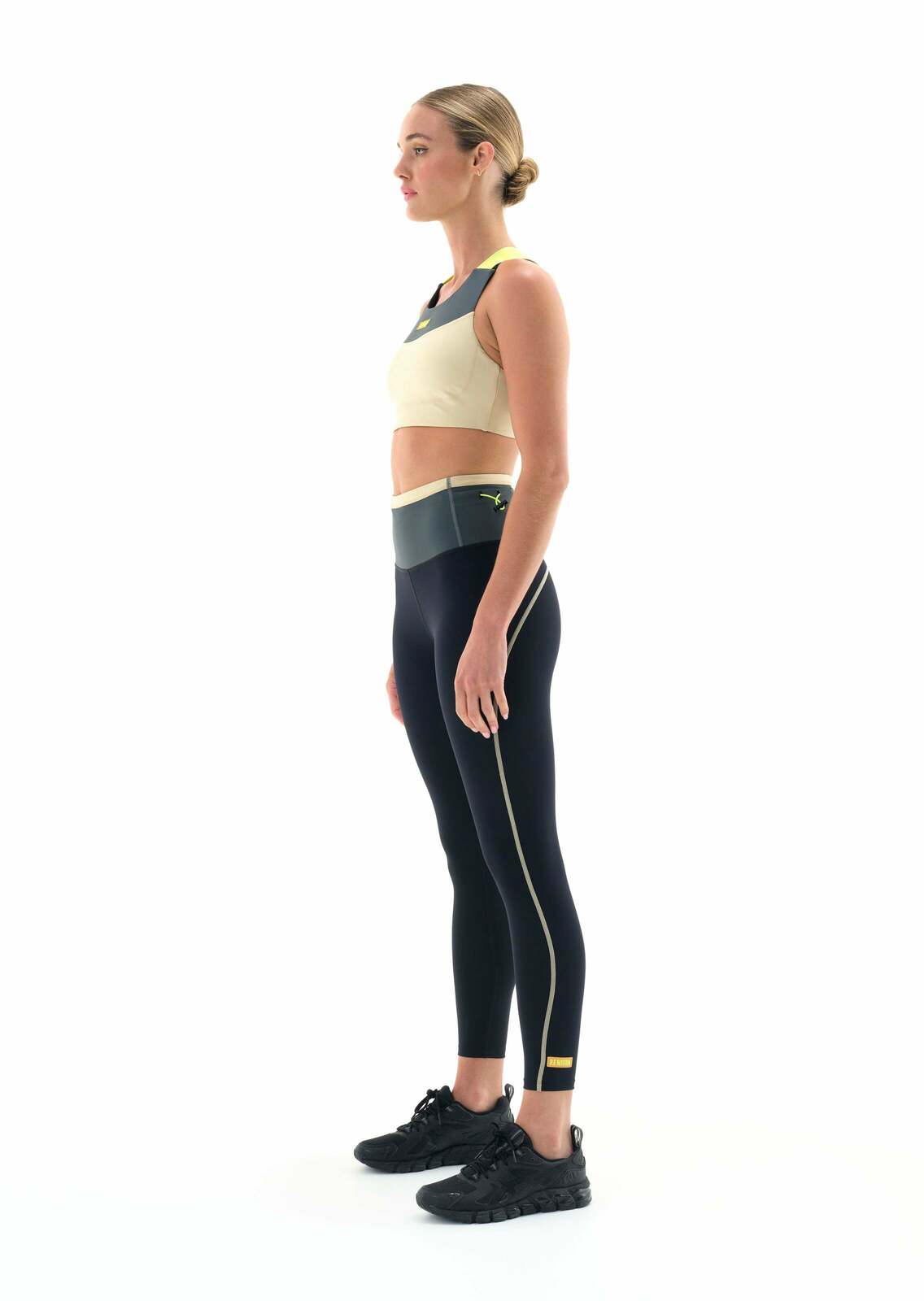 MARK ONE LEGGING IN BLACK