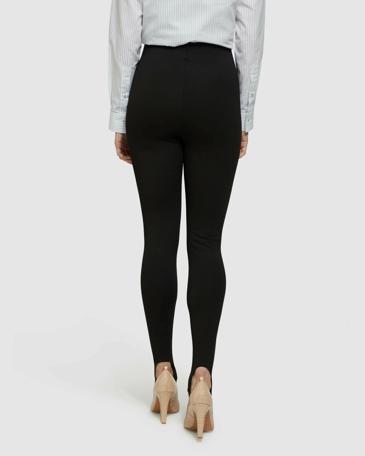 Cassie Leggings With Foot Straps