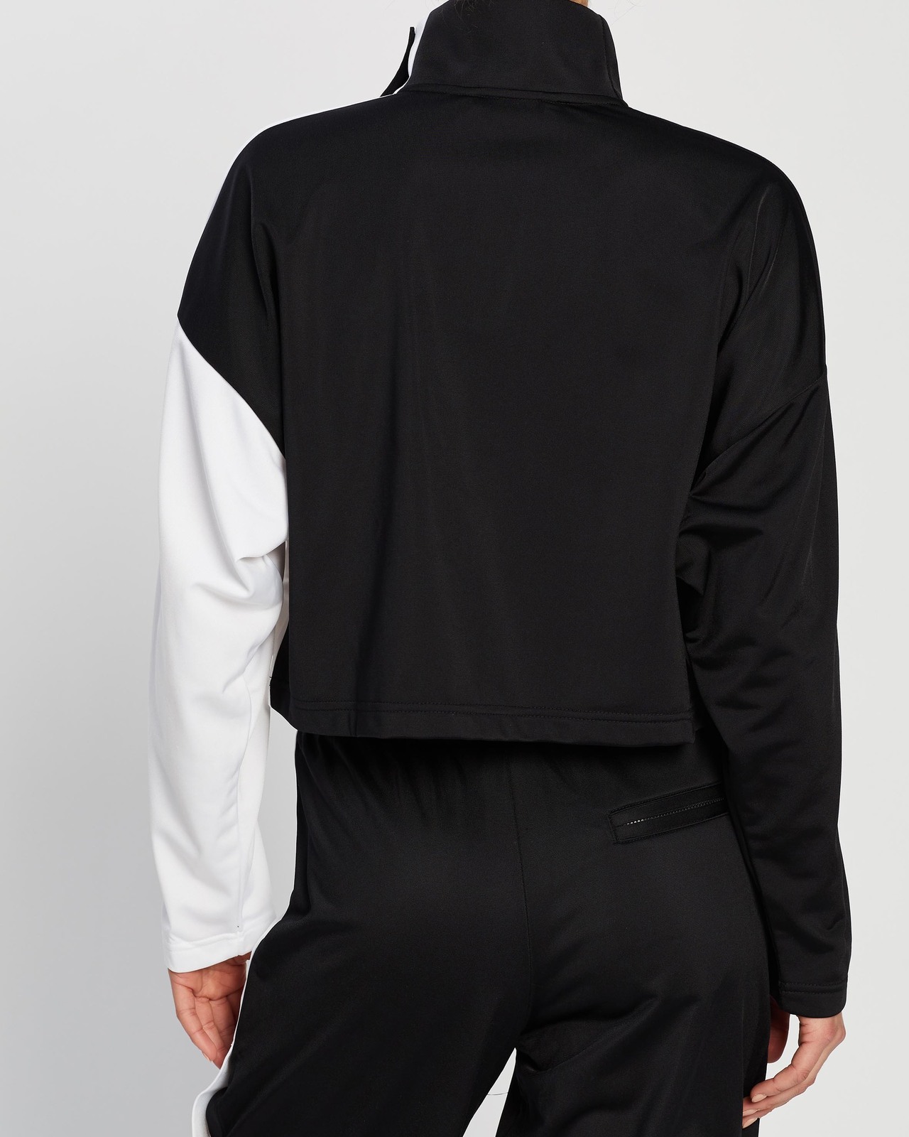 Adibreak Windbreaker