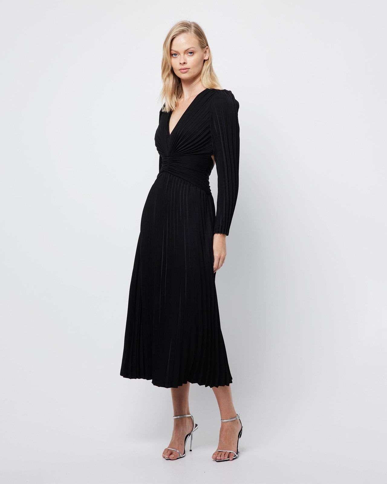 knee length dresses for ladies Black Cutout Chain Midi Dress main image 1