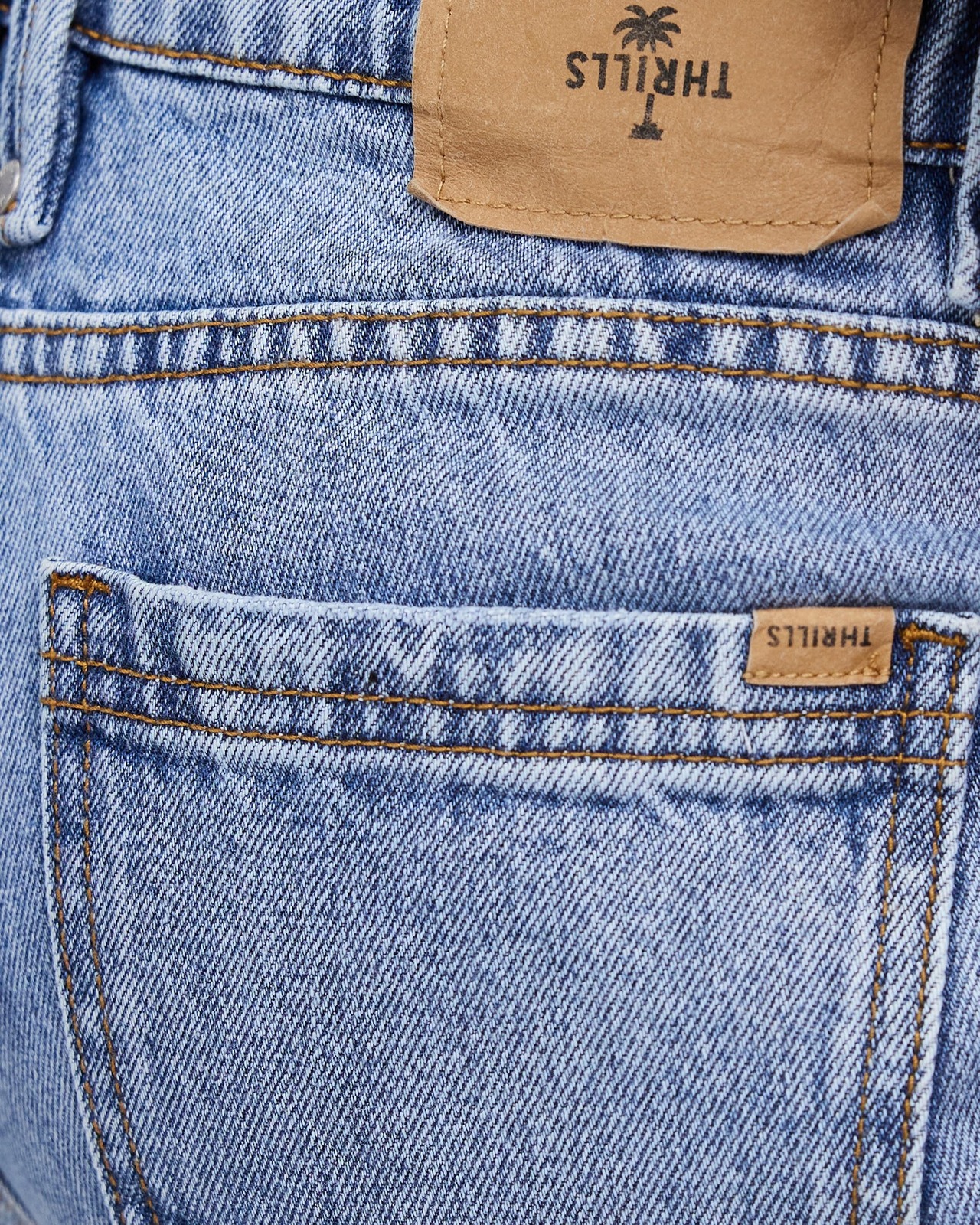 Saskia Low Straight Jeans