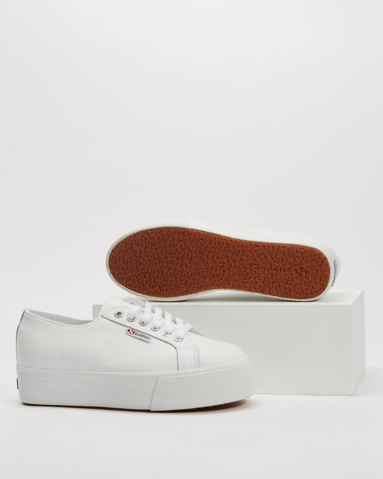 2790 Full Grain Leather