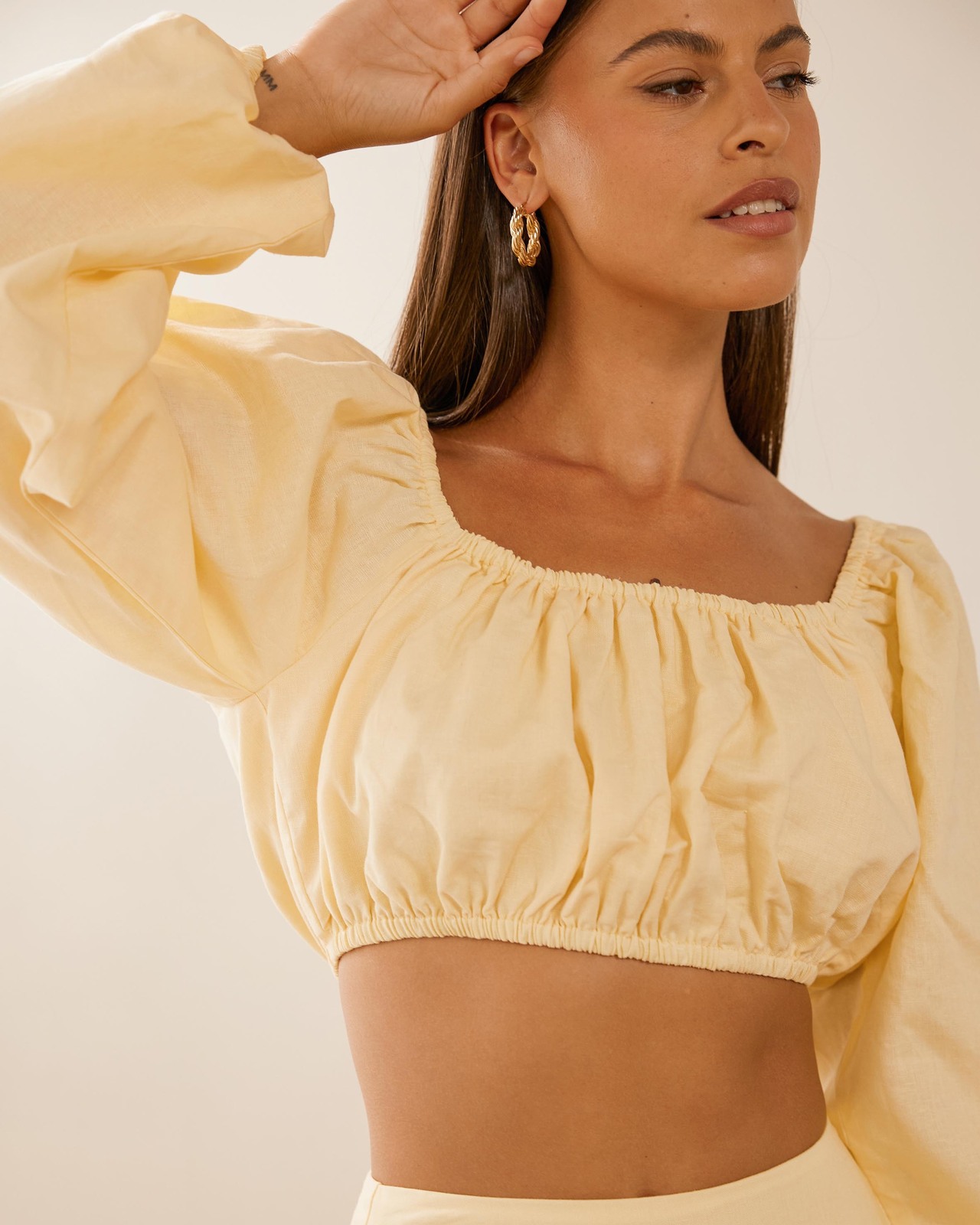 Chantilly Linen Blend Gathered Top