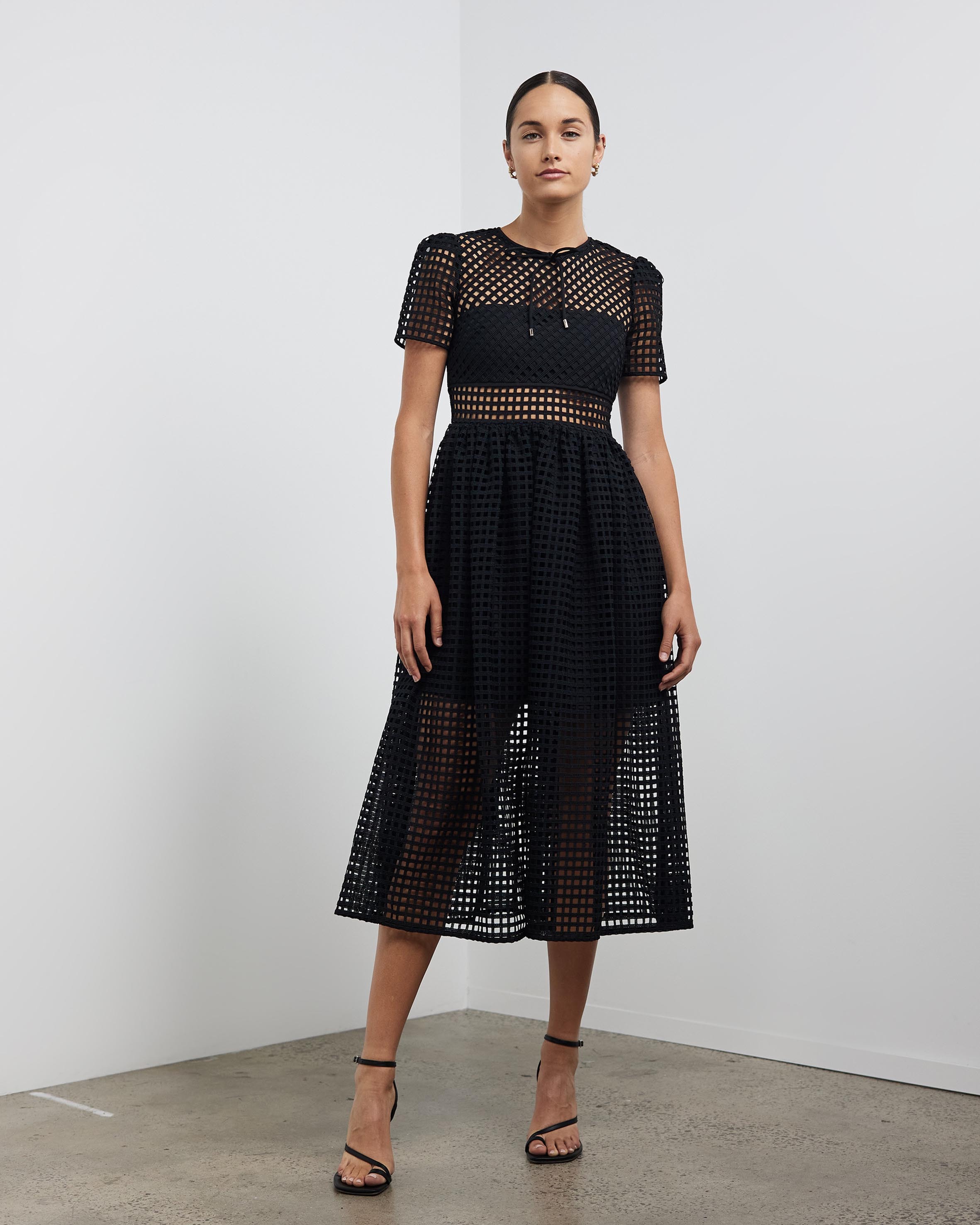 midi dress coklat mahogany Anastasia One Shoulder Modal Midi Dress / Mahogany | MESHKI