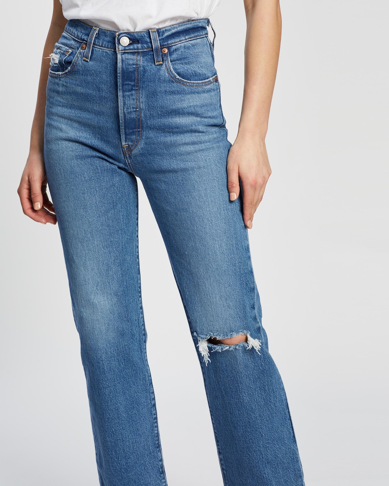Ribcage Straight Ankle Jeans