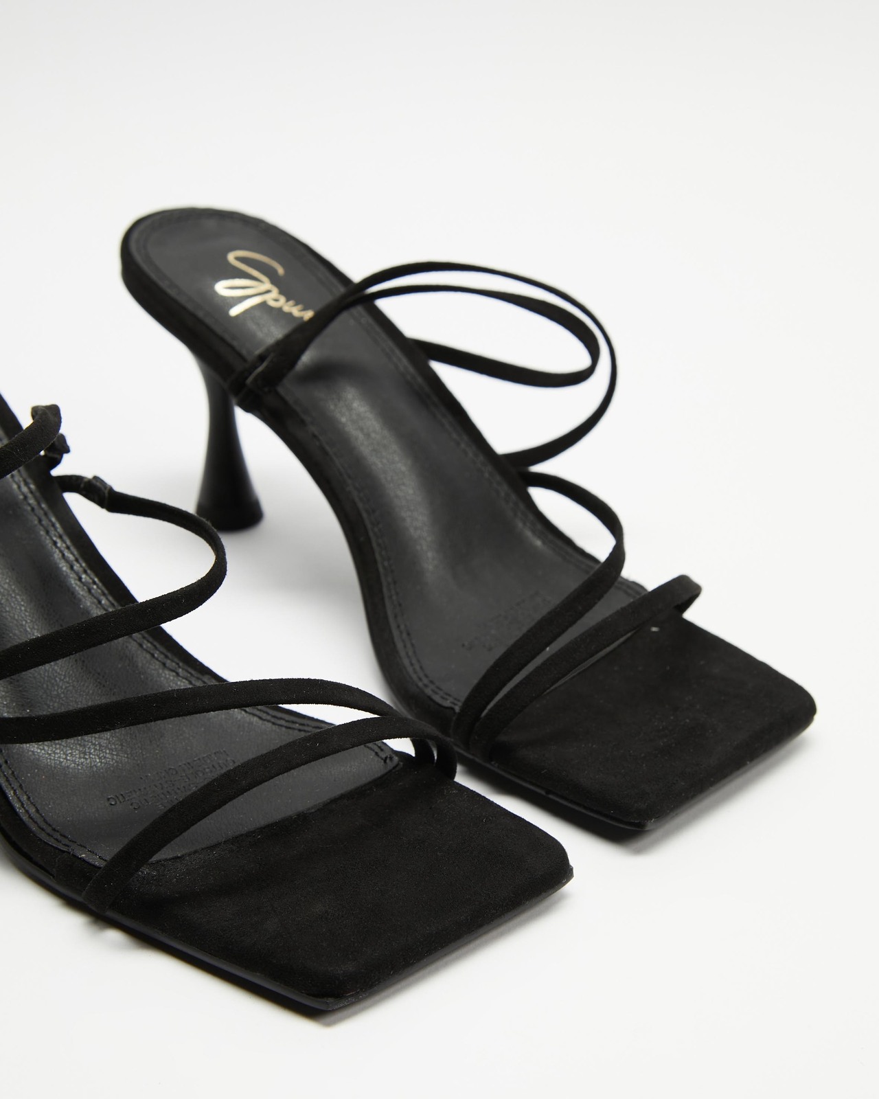 Geanie Heels