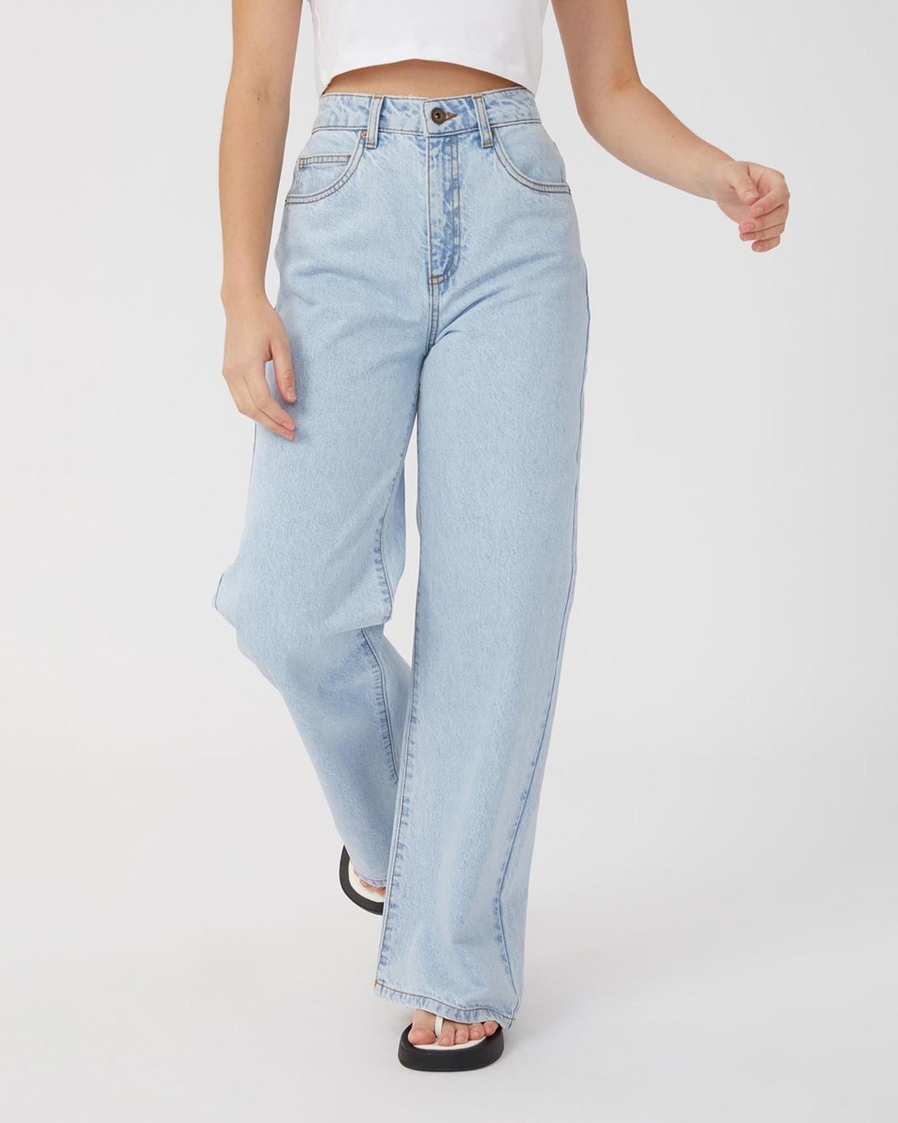 Petite Wide Leg Jeans