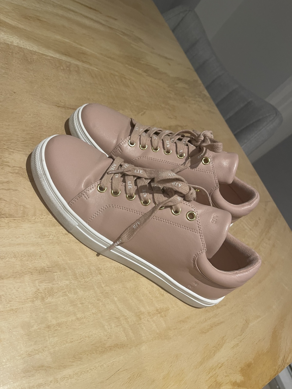 Hazel Sneakers Sz 41