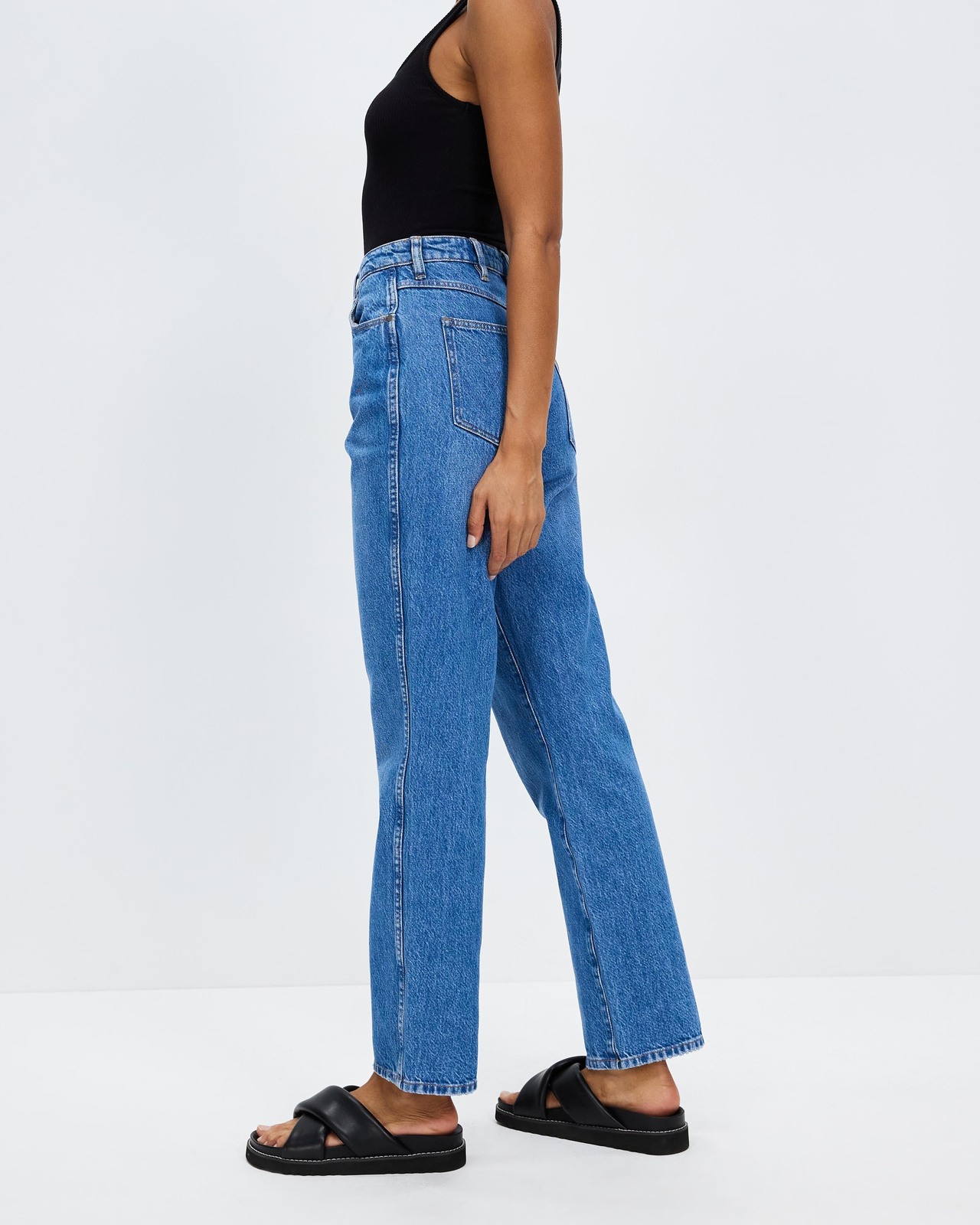Claudia Hi Straight Jeans