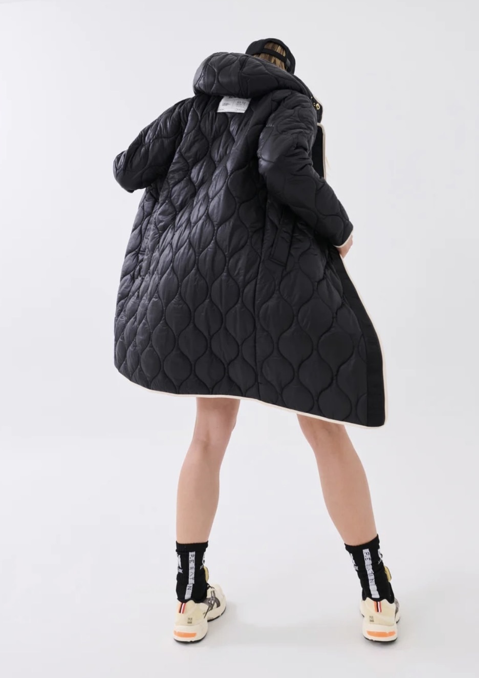 Hudson Puffer Jacket (Medium) AirRobe