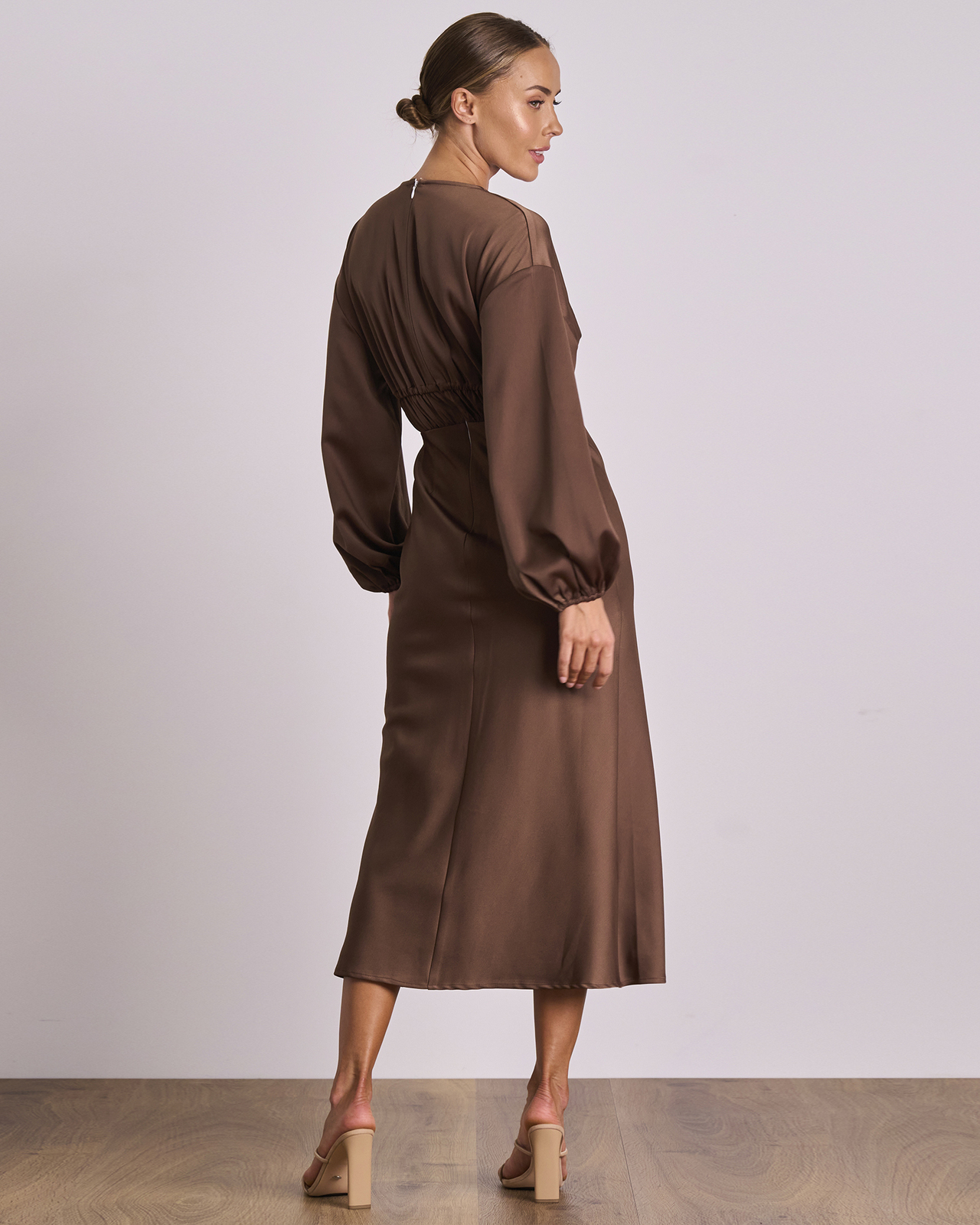 Mara Sleeve Midi