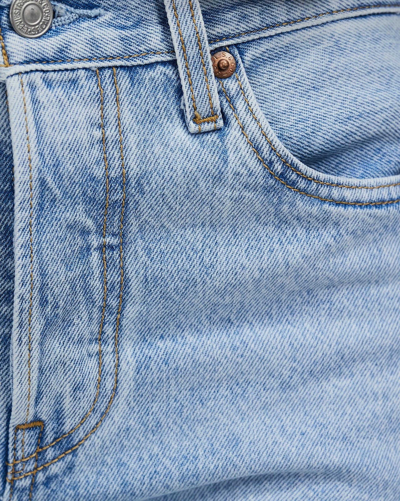 Wedgie Straight Jeans