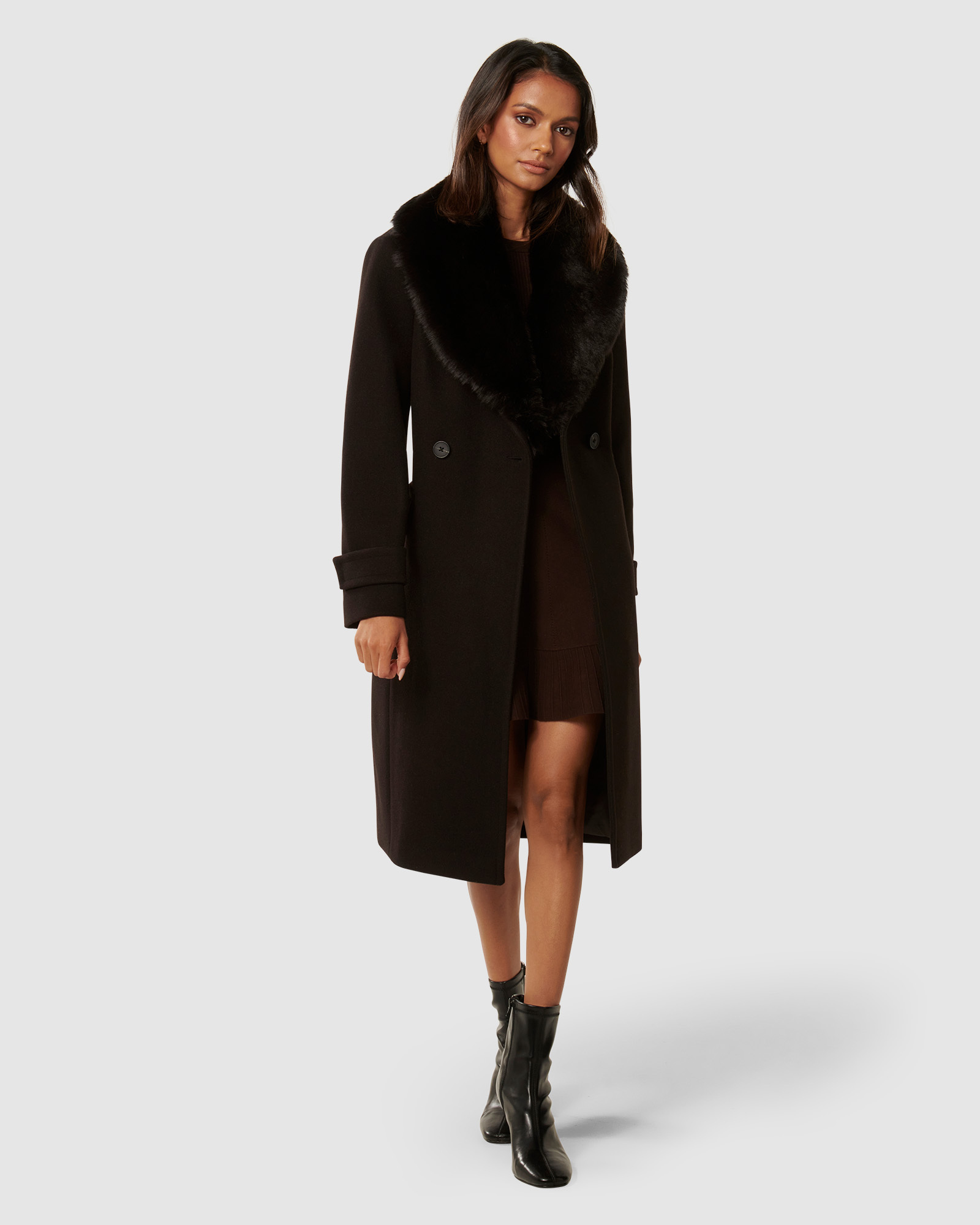Forever New Petite Luella Petite Fur Collar Coat