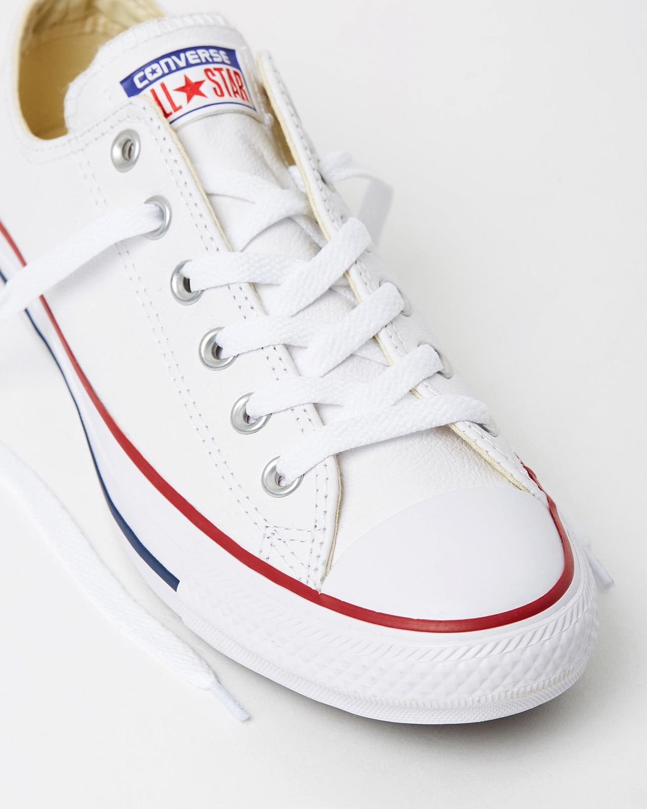 Chuck Taylor All Star Leather Ox