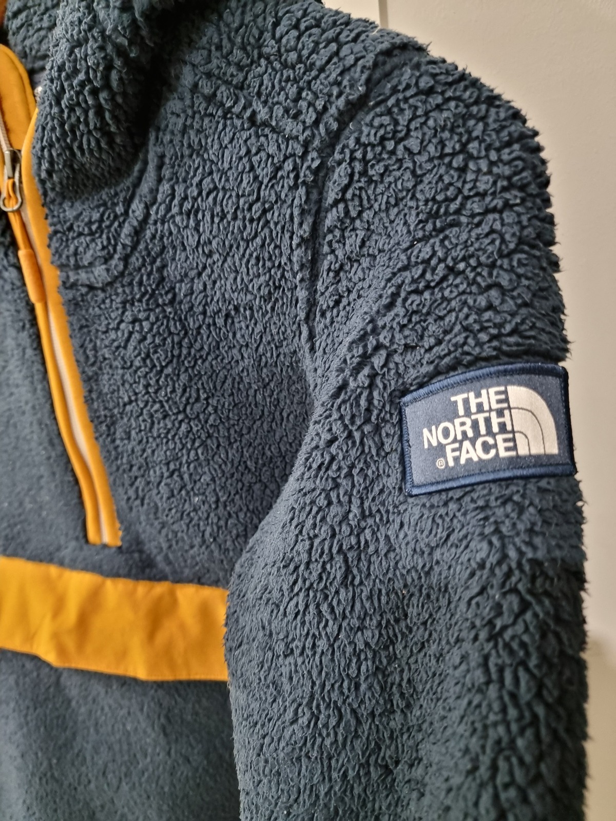 Campshire Pullover Hoodie