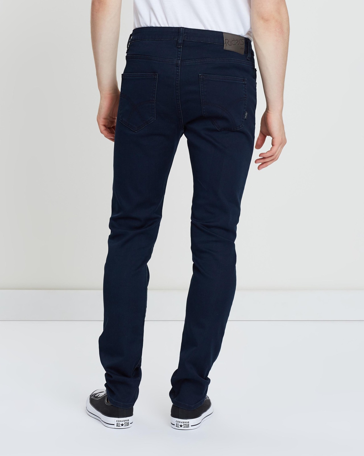 R2 Slim And Narrow Stretch Jeans