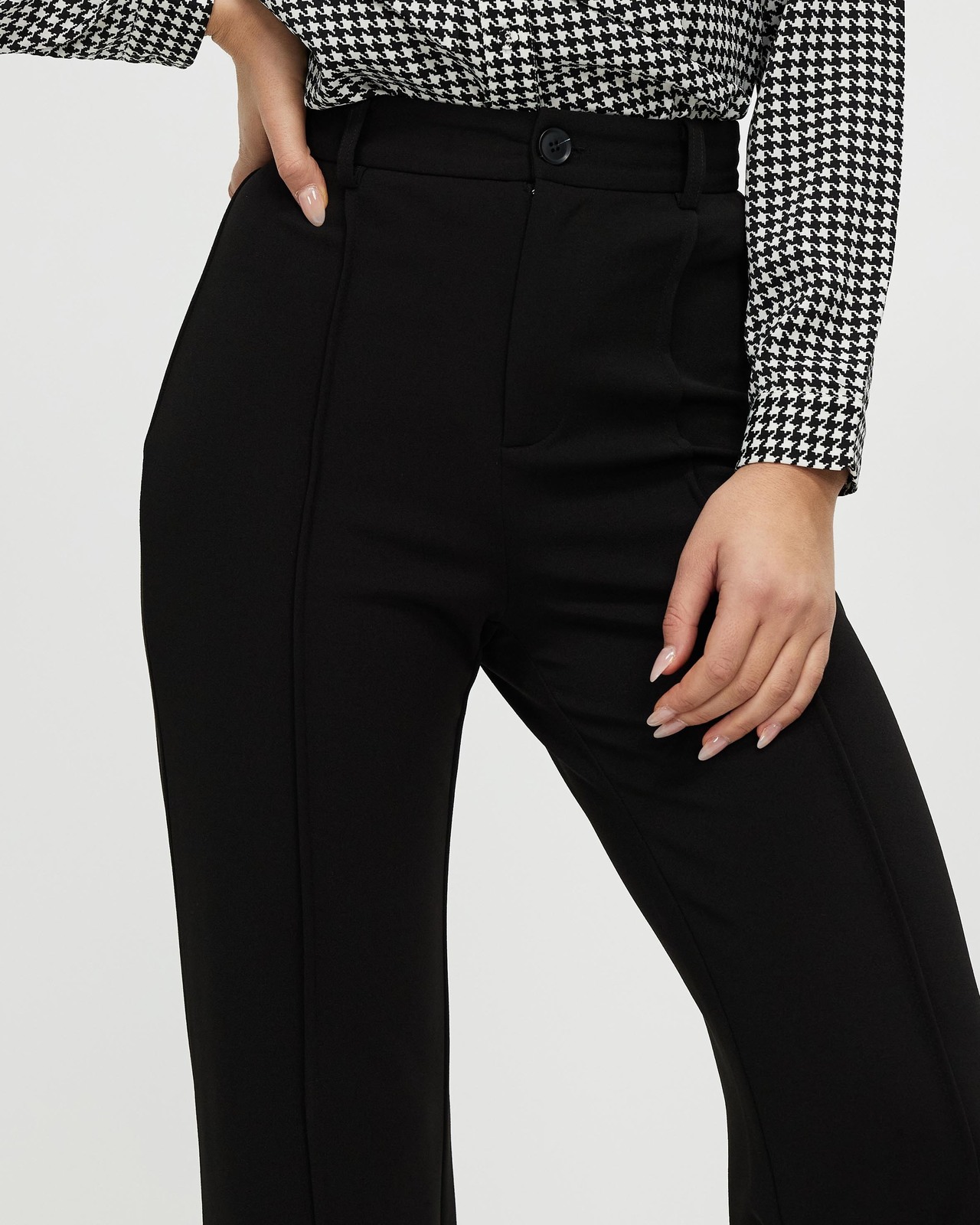 Talena Crepe Stretch Pintuck Pants