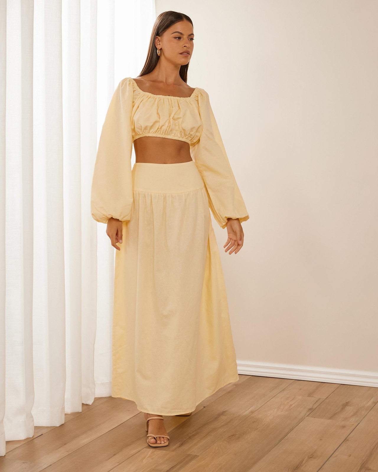 Chantilly Linen Blend Gathered Top