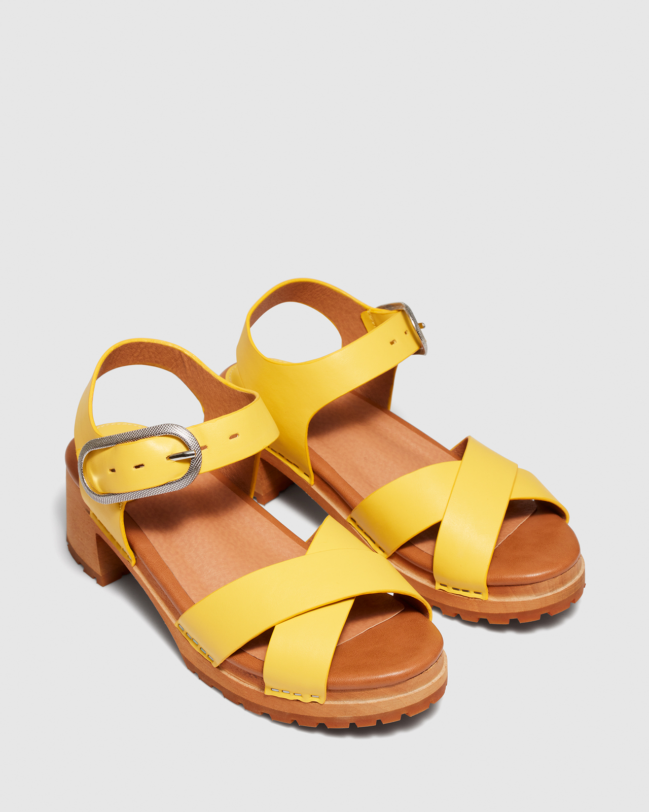 Lucy Clogs