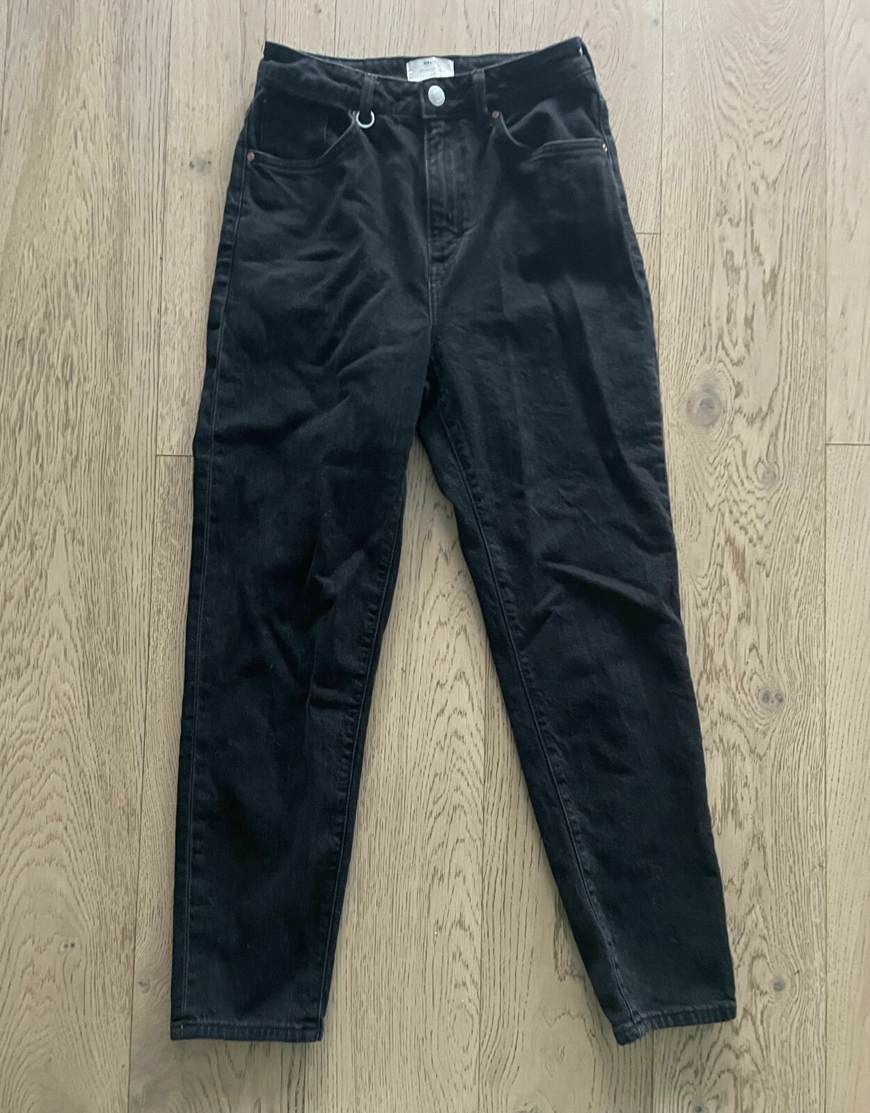 Lola Mom Jeans Size: 26/28
